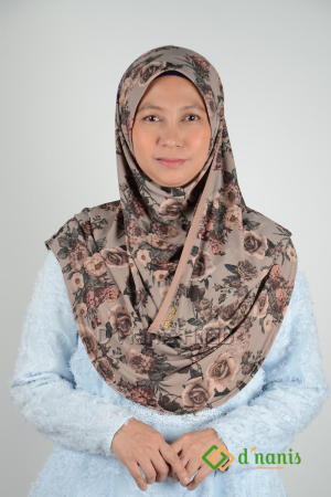Afiqaa in Moccasin