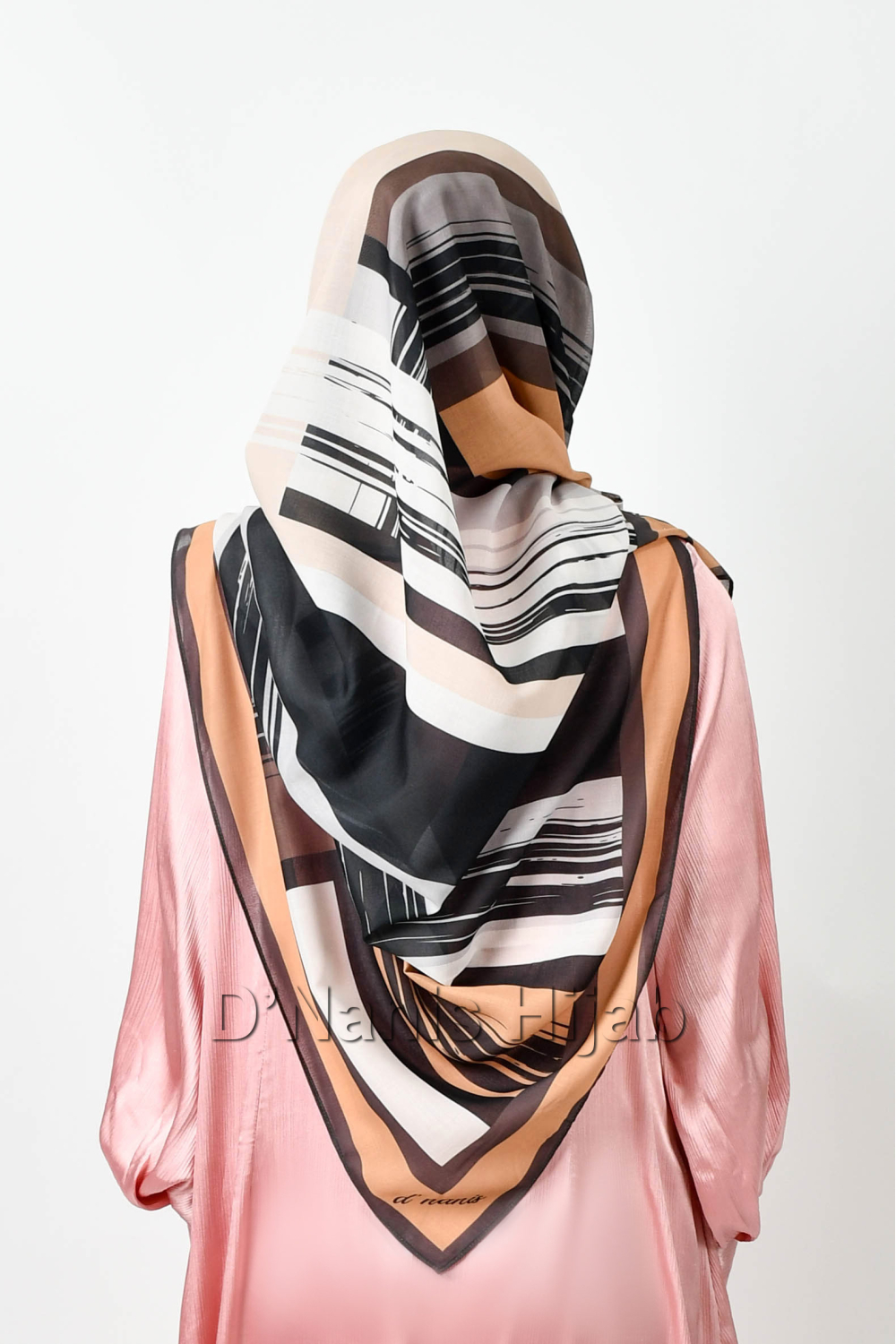 Tasleem in Tulip