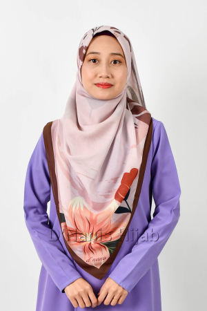 Tasleem in Lili